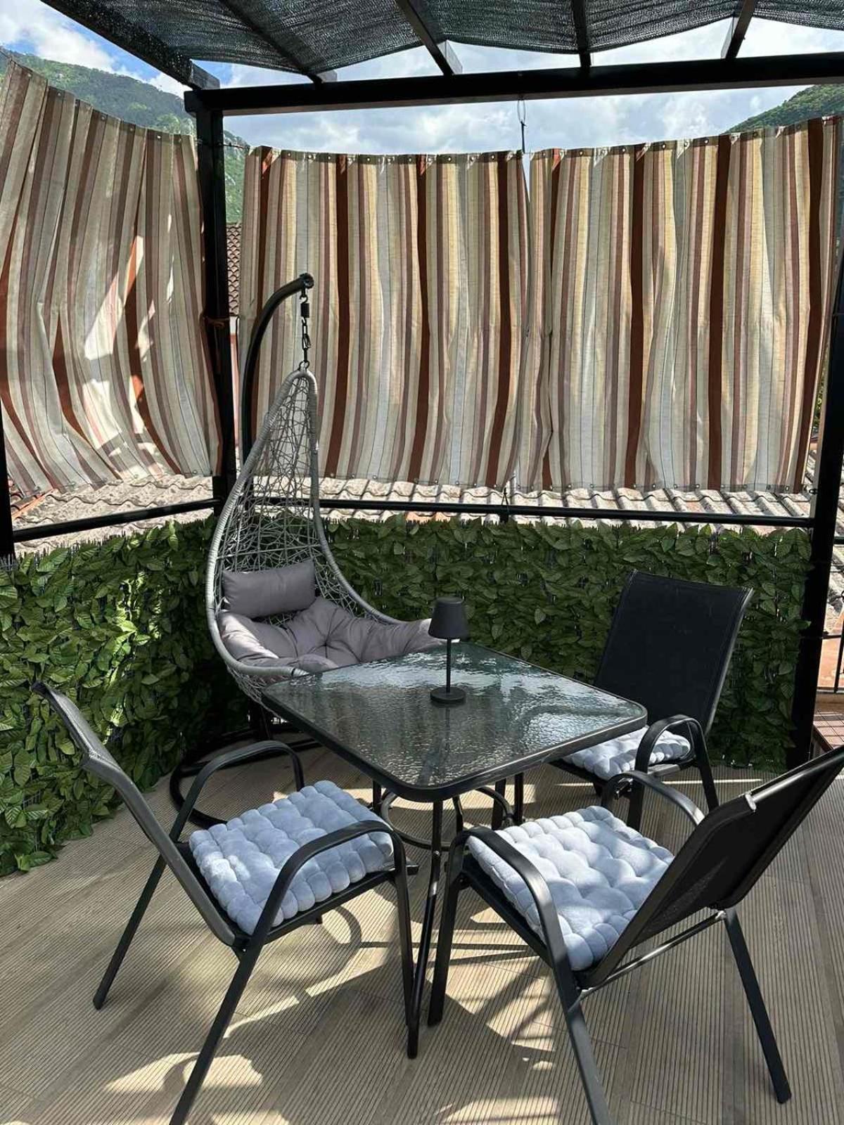 Sunshine Apartment With Private Pool And Parking 코토르 외부 사진